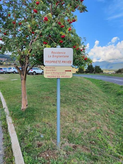 Appartement Cocooning Entierement Renove Les Angles  Kültér fotó
